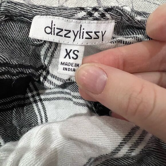 Dizzy Lizzy Plaid Crop Top with Ruffle Sleeves women’s top - Picture 4 of 6
